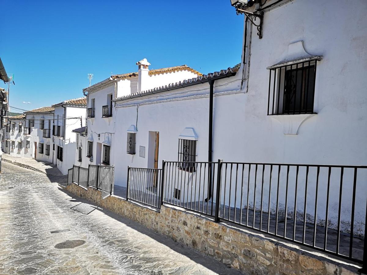 Mi Pequena Abril Villa Grazalema Exterior photo